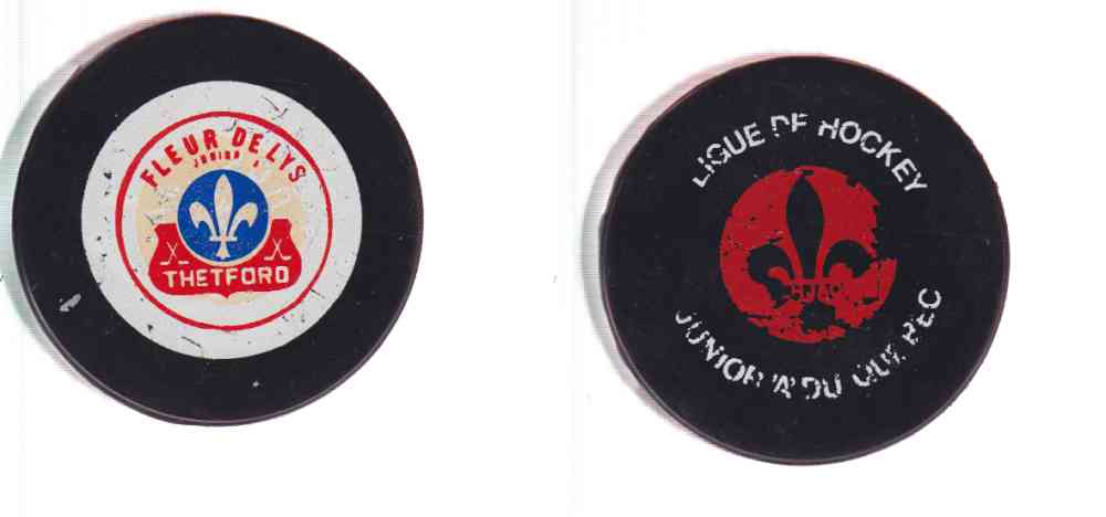 1972-80 B2 BILTRITE QUEBEC JR.A THETFORD FLEUR DE LYS GAME PUCK photo 1972-80 B2 BILTRITE QUEBEC JR.A THETFORD FLEUR DE LYS GAME PUCK photo