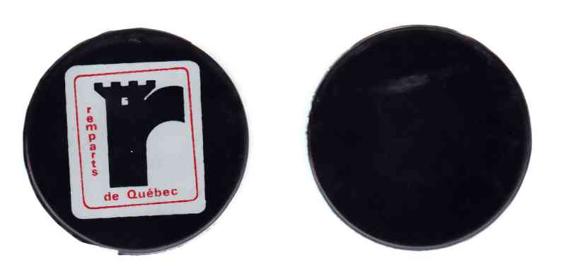 1973-79 QMJHL CZECHOSLOVAKIA QUEBEC REMPARTS PUCK photo 1973-79 QMJHL CZECHOSLOVAKIA QUEBEC REMPARTS PUCK photo