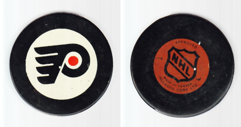 1979-80 NHL BILTRITE PHILADELPHIA FLYERS GAME PUCK photo 1979-80 NHL BILTRITE PHILADELPHIA FLYERS GAME PUCK photo