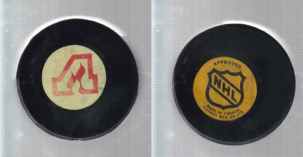 1973-75 VICEROY V2 ATLANTA FLAMES GAME PUCK photo 1973-75 VICEROY V2 ATLANTA FLAMES GAME PUCK photo