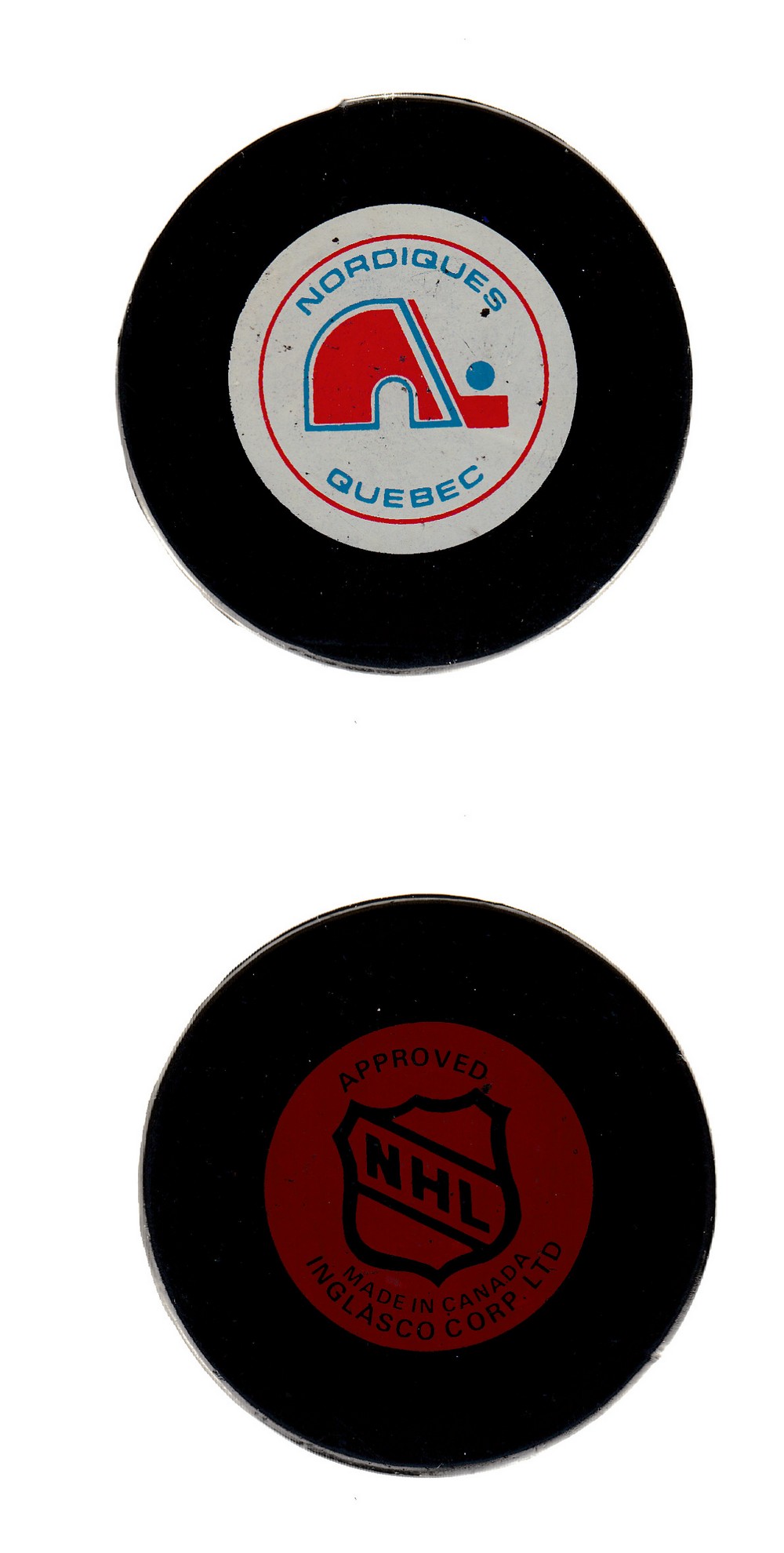 1984-85 VICEROY QUEBEC NORDIQUES GAME PUCK photo 1984-85 VICEROY QUEBEC NORDIQUES GAME PUCK photo