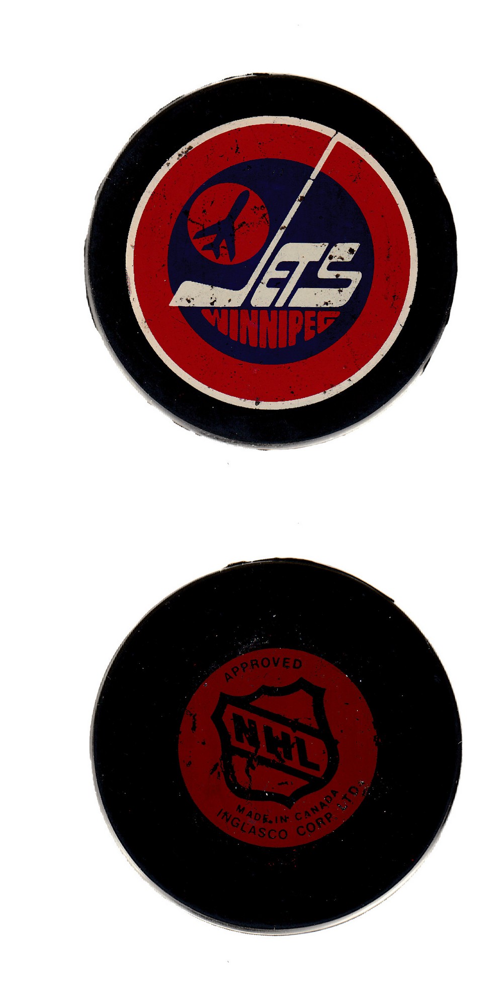 1980-85 VICEROY WINNIPEG JETS GAME PUCK photo 1980-85 VICEROY WINNIPEG JETS GAME PUCK photo