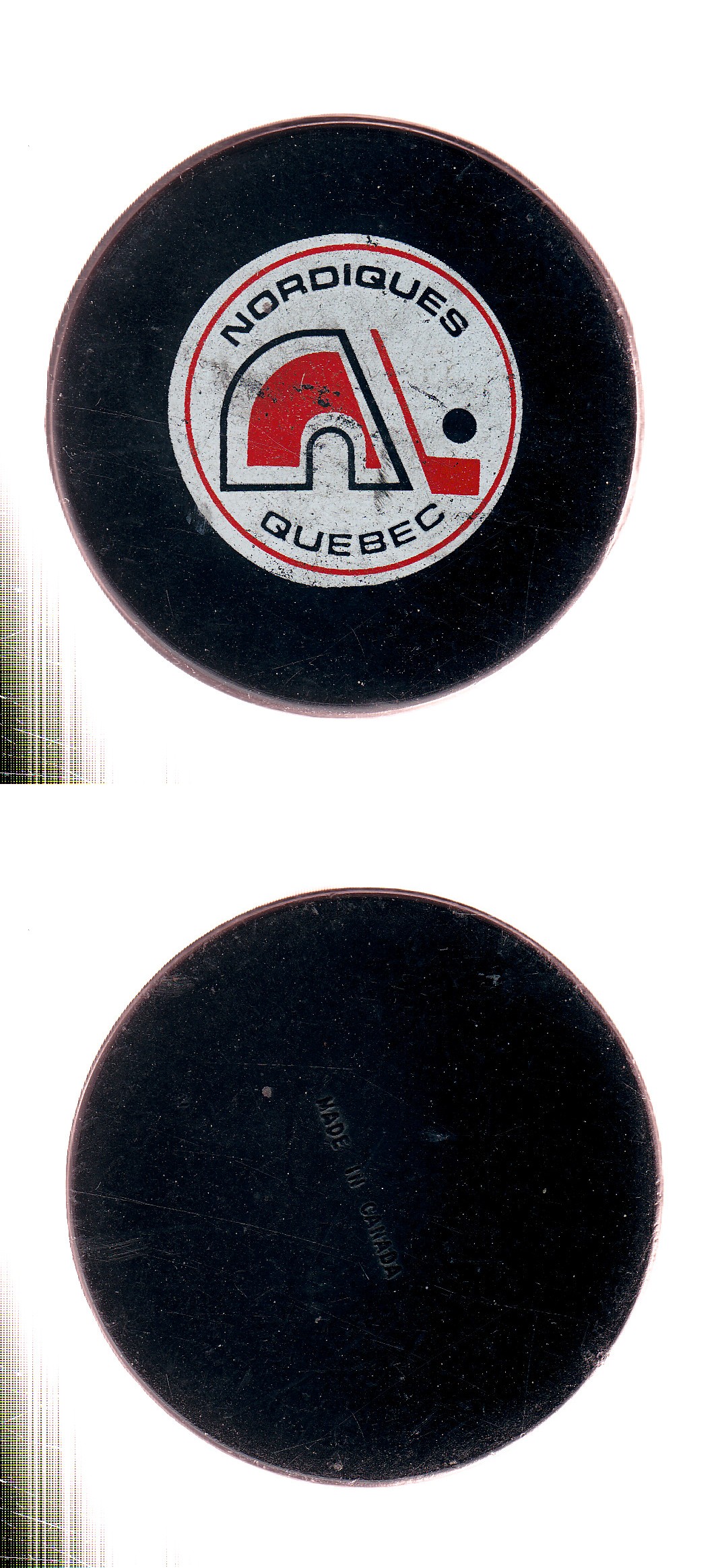 1972-78 BILTRITE QUEBEC NORDIQUES GAME PUCK photo 1972-78 BILTRITE QUEBEC NORDIQUES GAME PUCK photo