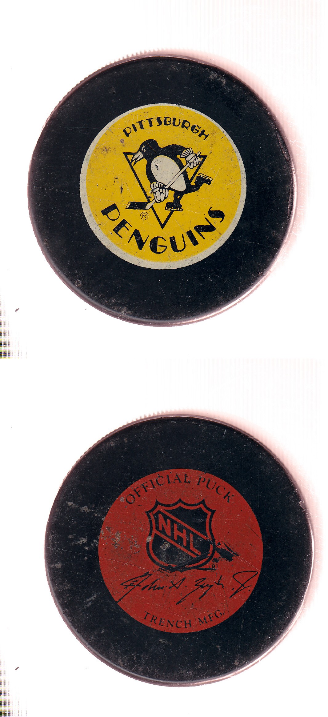 1992-93 GT3 PITTSBURGH PENGUINS GAME PUCK photo 1992-93 GT3 PITTSBURGH PENGUINS GAME PUCK photo