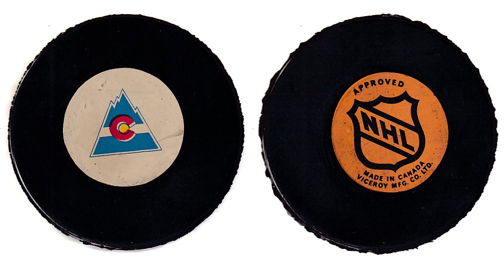 1975-83 VICEROY V3 COLORADO ROCKIES V.2 GAME PUCK photo 1975-83 VICEROY V3 COLORADO ROCKIES V.2 GAME PUCK photo